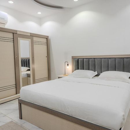 Comfortable & Big Family Apartments 10Mins Drive To Al-Masjid -Nabawi - Nozol Noor 2 Medina Kültér fotó