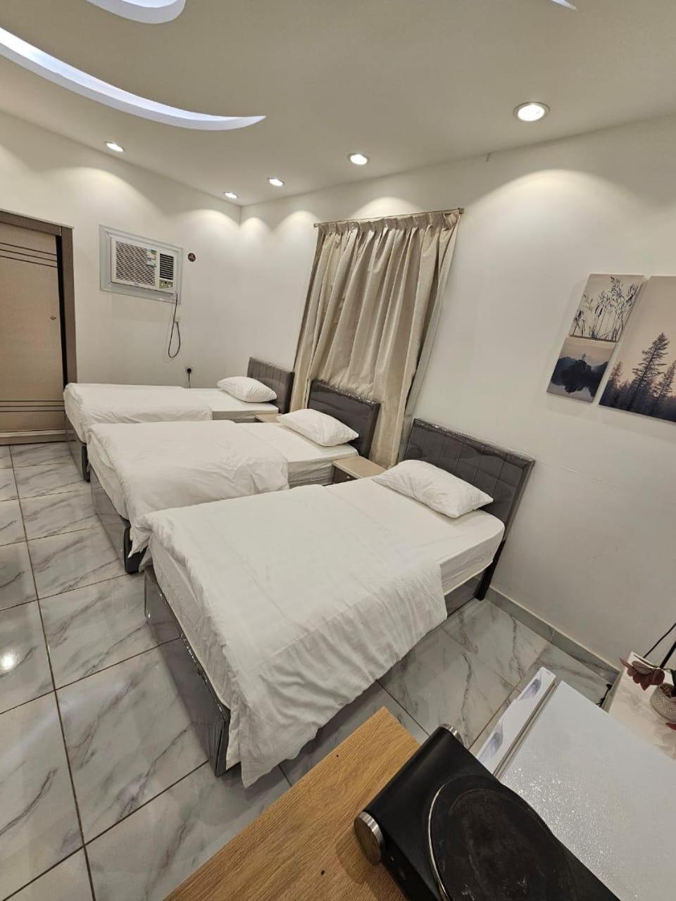 Comfortable & Big Family Apartments 10Mins Drive To Al-Masjid -Nabawi - Nozol Noor 2 Medina Kültér fotó