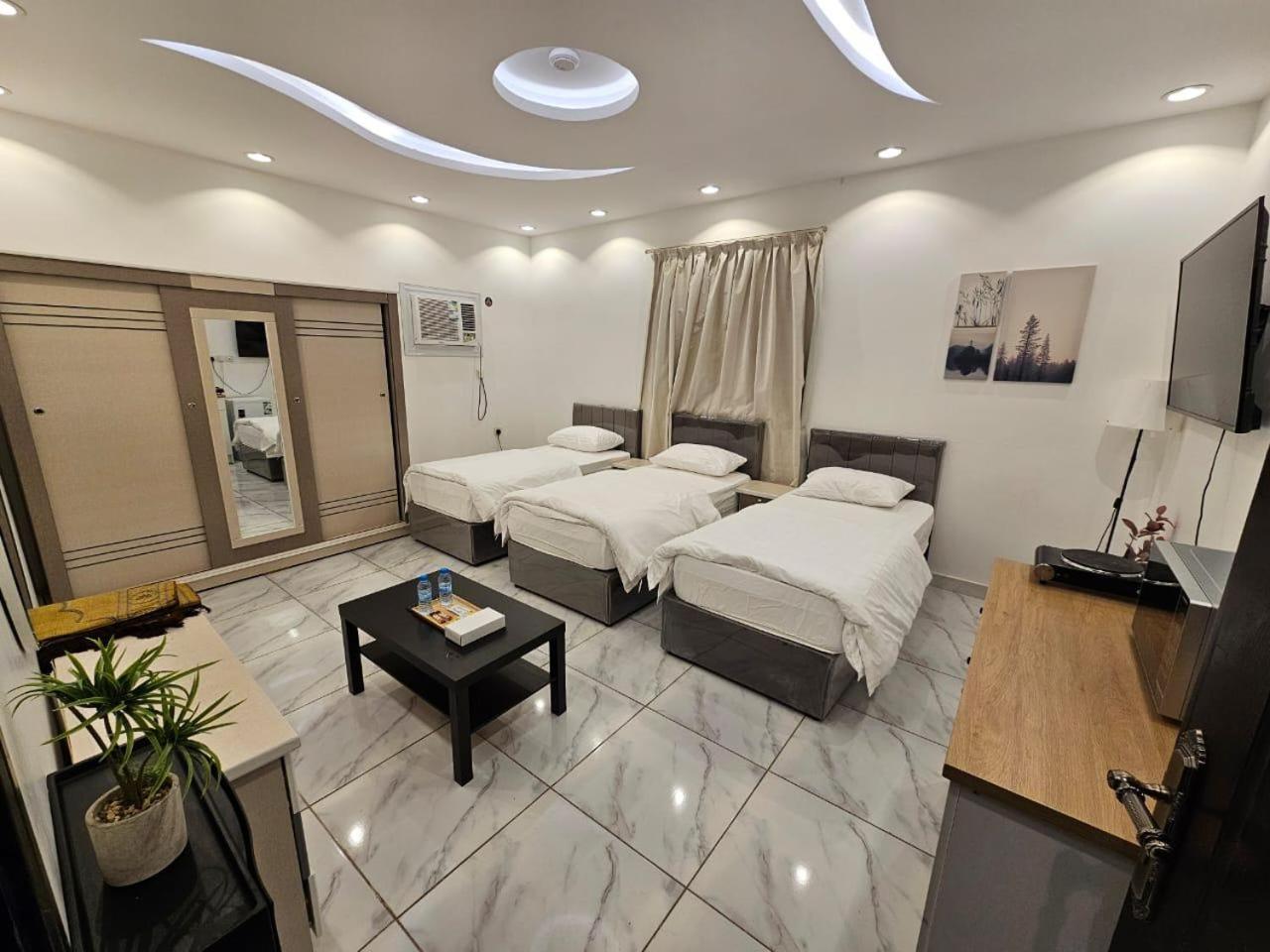 Comfortable & Big Family Apartments 10Mins Drive To Al-Masjid -Nabawi - Nozol Noor 2 Medina Kültér fotó